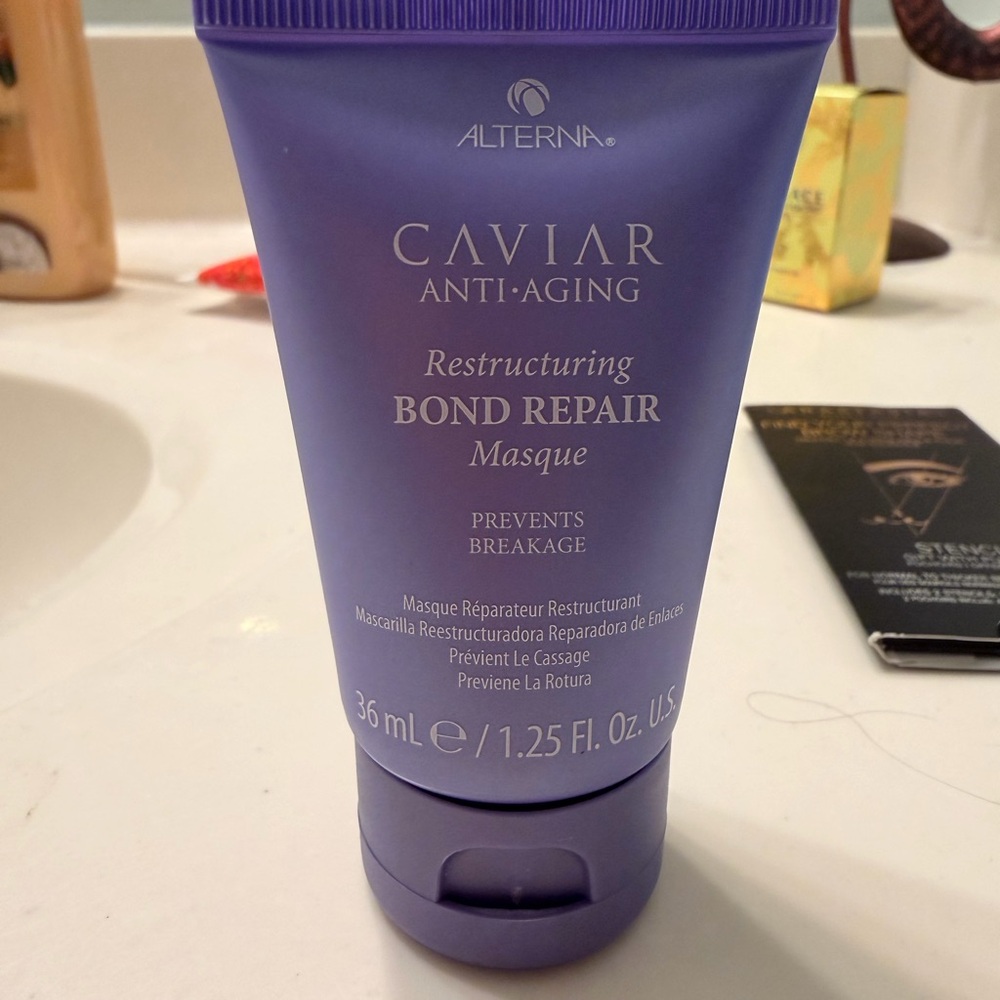 Alterna Caviar Anti-Aging Restructuring Bond Repair Masque